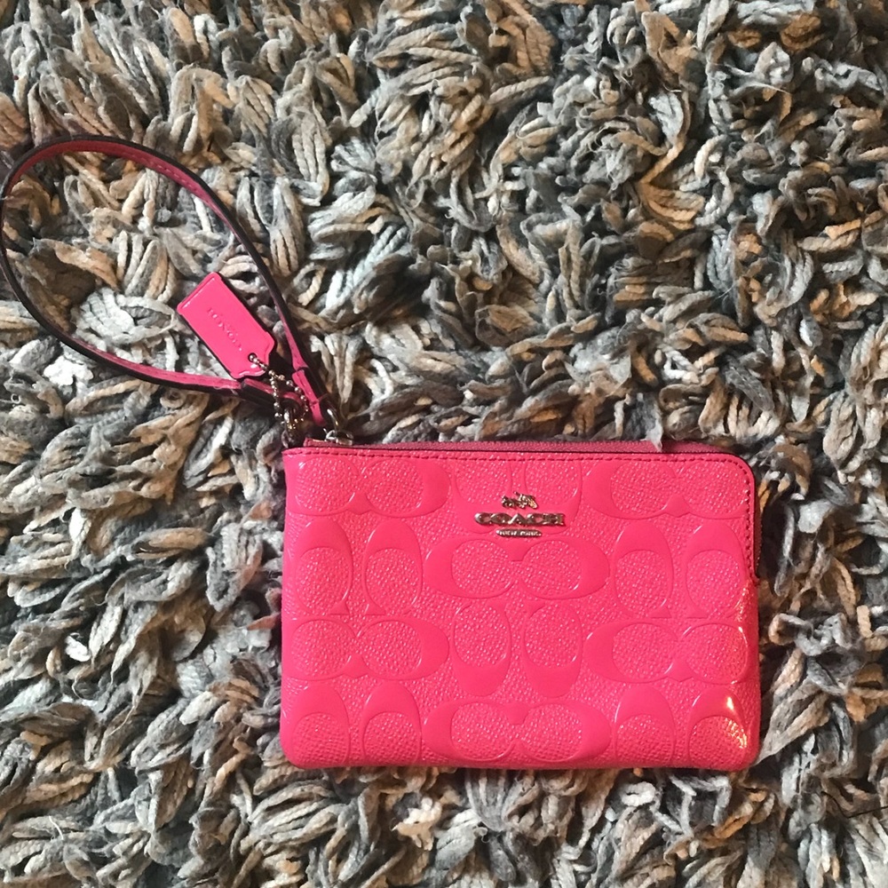 Preloved Coach Wristlet Wallet
